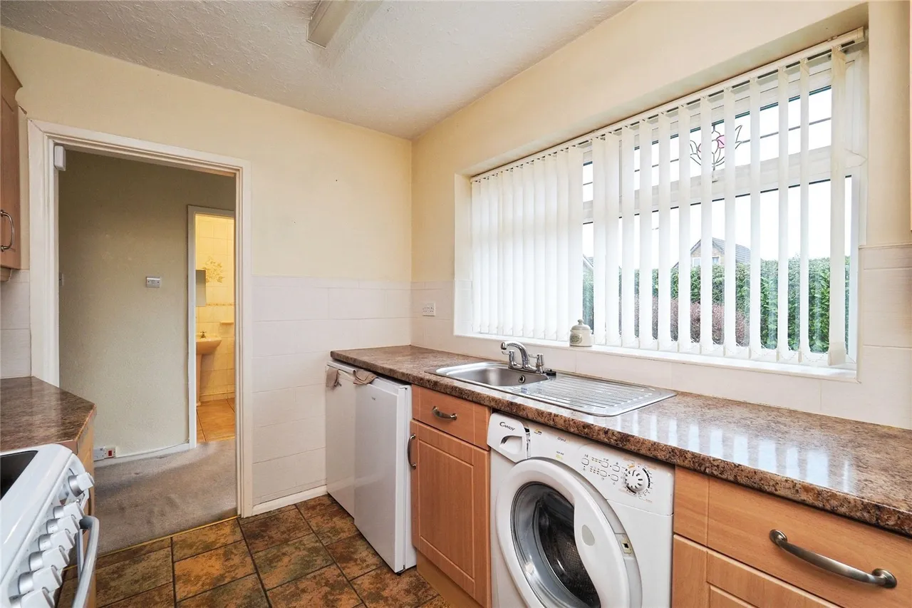 Alexander Close, Hucknall, Nottingham, Nottinghamshire, NG15, photo 7