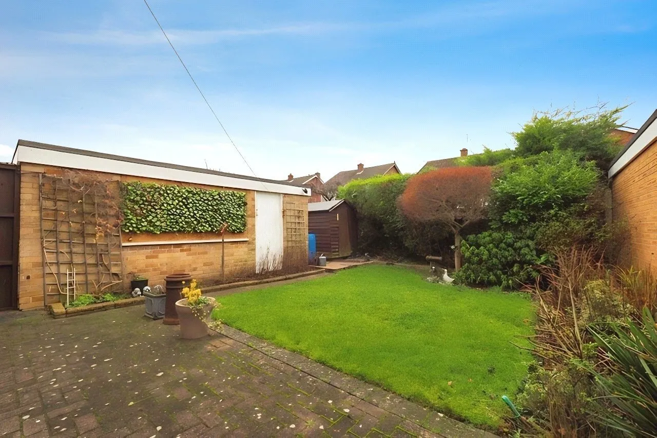 Alexander Close, Hucknall, Nottingham, Nottinghamshire, NG15, photo 21