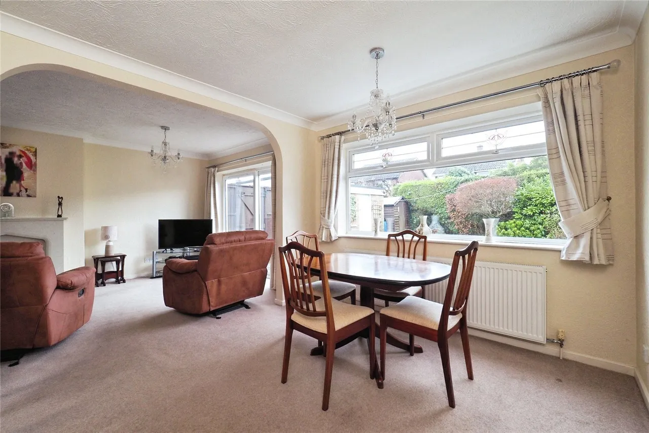 Alexander Close, Hucknall, Nottingham, Nottinghamshire, NG15, photo 4