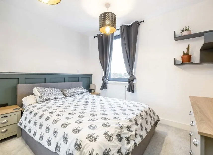 Curzon Crescent, London, NW10, photo 5