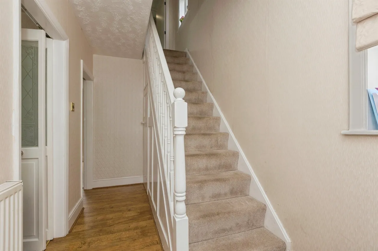 Oakleigh Avenue, Glen Parva, LE2, photo 11