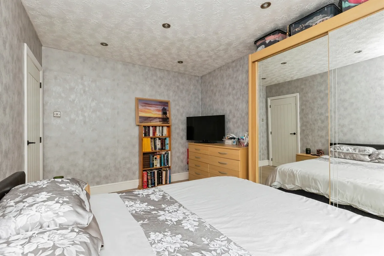 Oakleigh Avenue, Glen Parva, LE2, photo 17