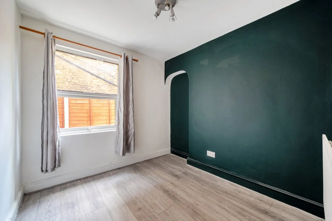 Catford Hill, London, SE6, photo 9