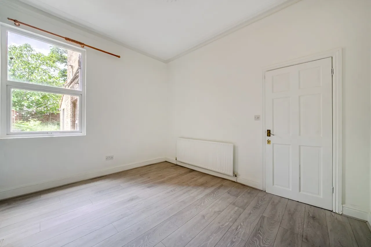 Catford Hill, London, SE6, photo 10