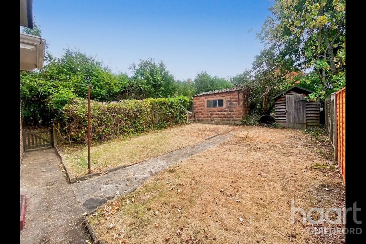Foxburrows Avenue, Guildford, GU2, photo 4