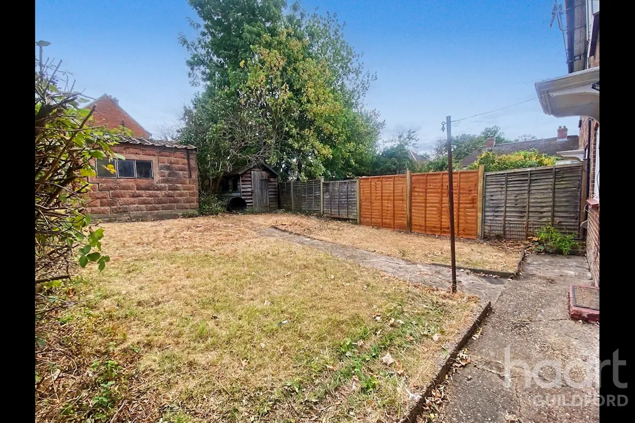 Foxburrows Avenue, Guildford, GU2, photo 7