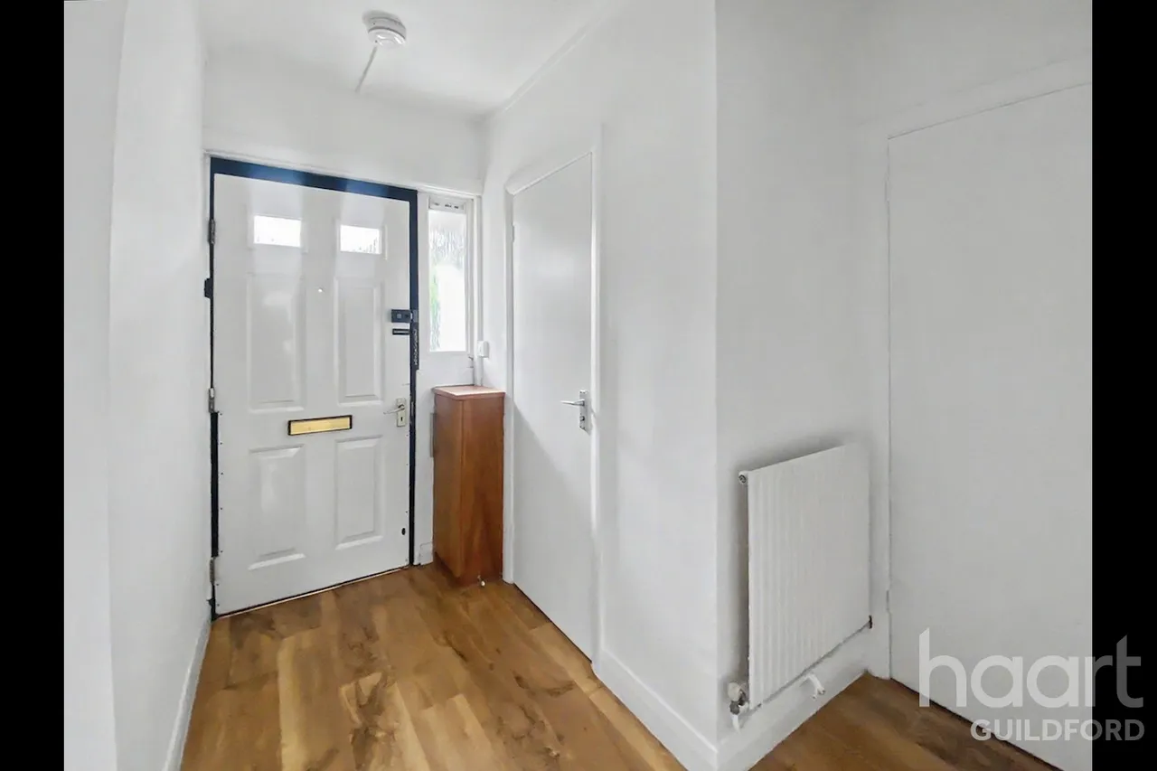 Foxburrows Avenue, Guildford, GU2, photo 11