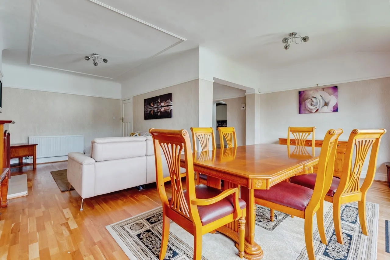 Brodie Avenue, Liverpool, L19, photo 8