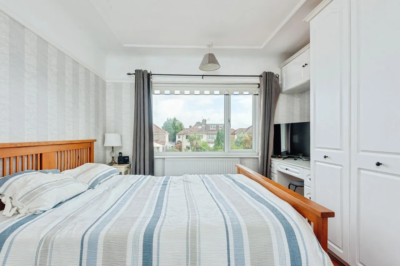 Brodie Avenue, Liverpool, L19, photo 15