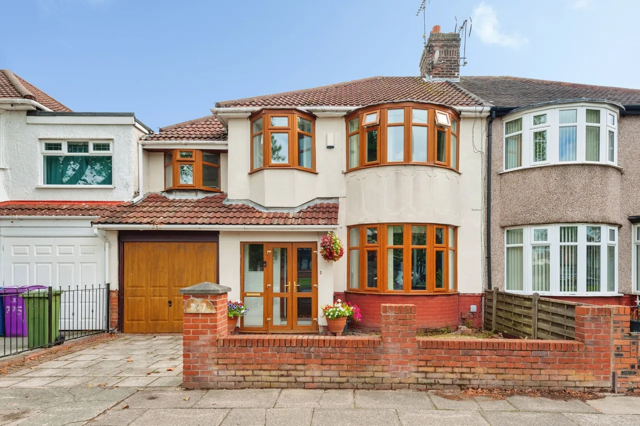 Brodie Avenue, Liverpool, L19, photo 2