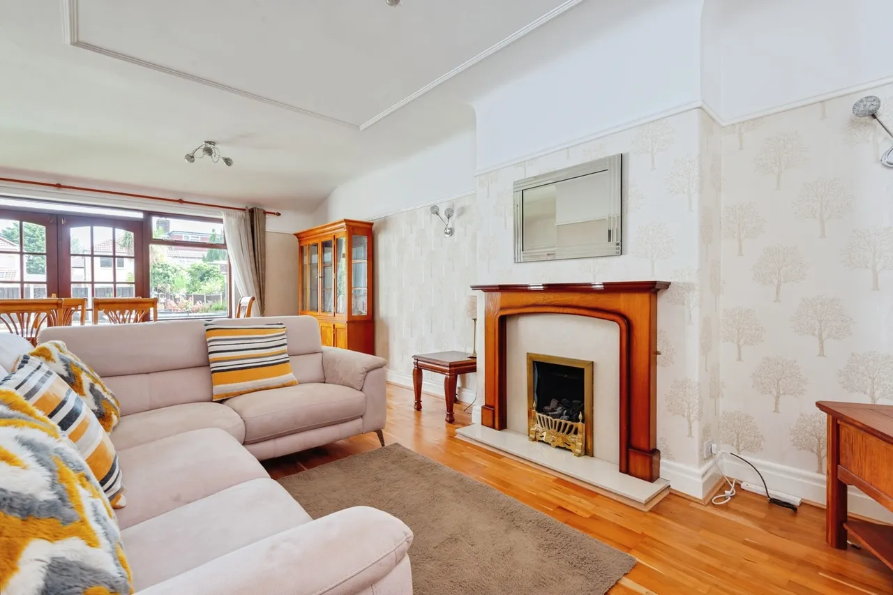 Brodie Avenue, Liverpool, L19, photo 9