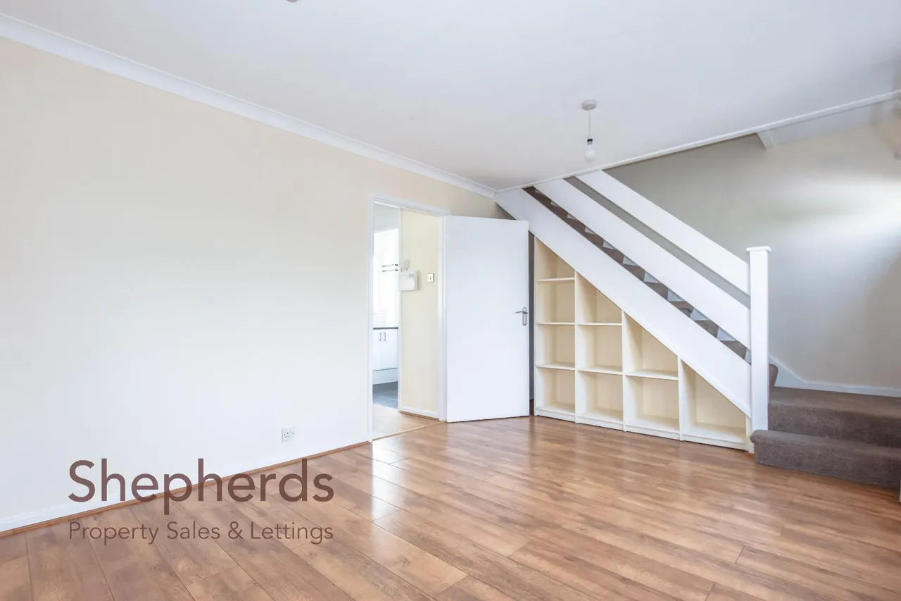 High Road, Broxbourne, EN10, photo 4
