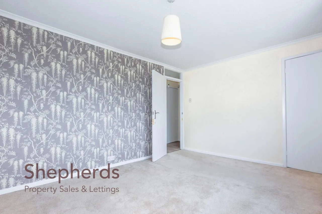 High Road, Broxbourne, EN10, photo 11