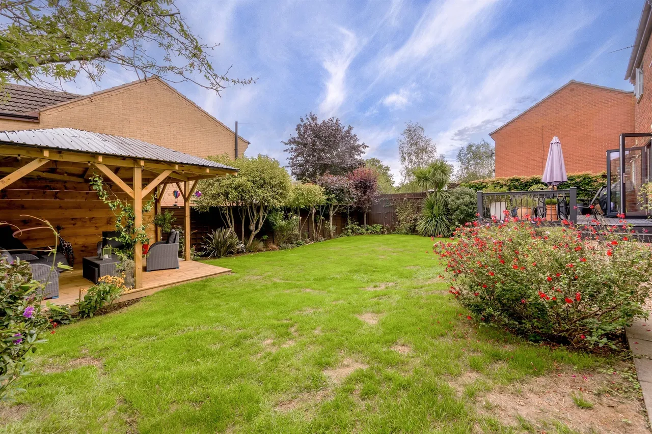 Doulton Close, Kettering, NN14, photo 17