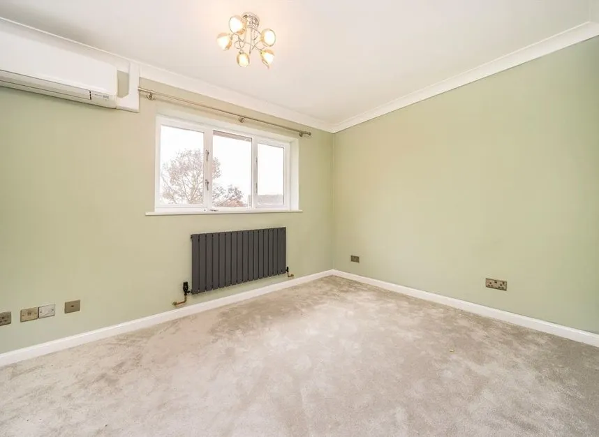 Evelyn Road, West Silvertown, E16, photo 6