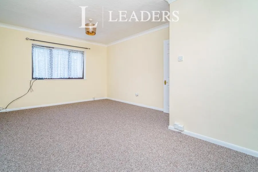 Marigold Place, Harlow, CM17, photo 2