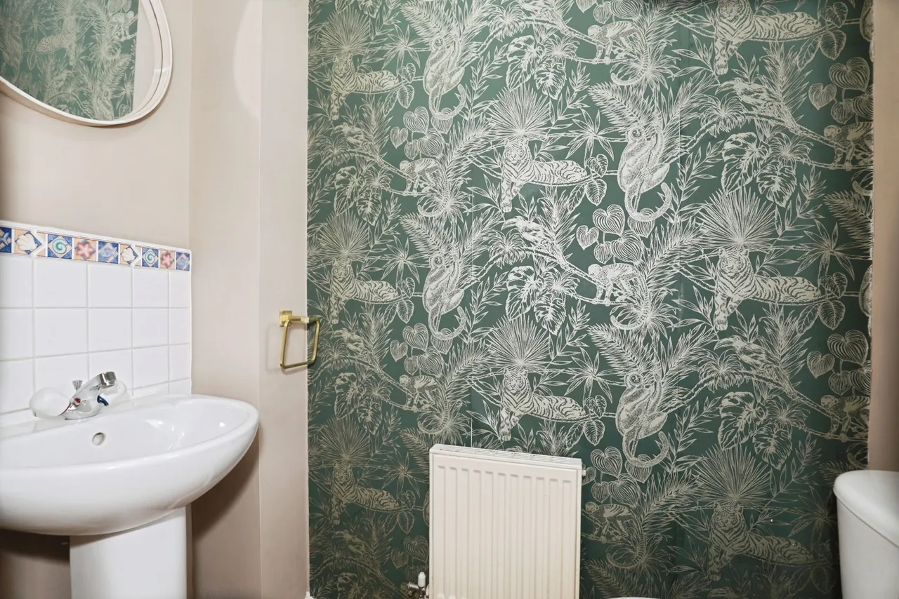 Blunstone Close, Crewe, Cheshire, CW2, photo 8