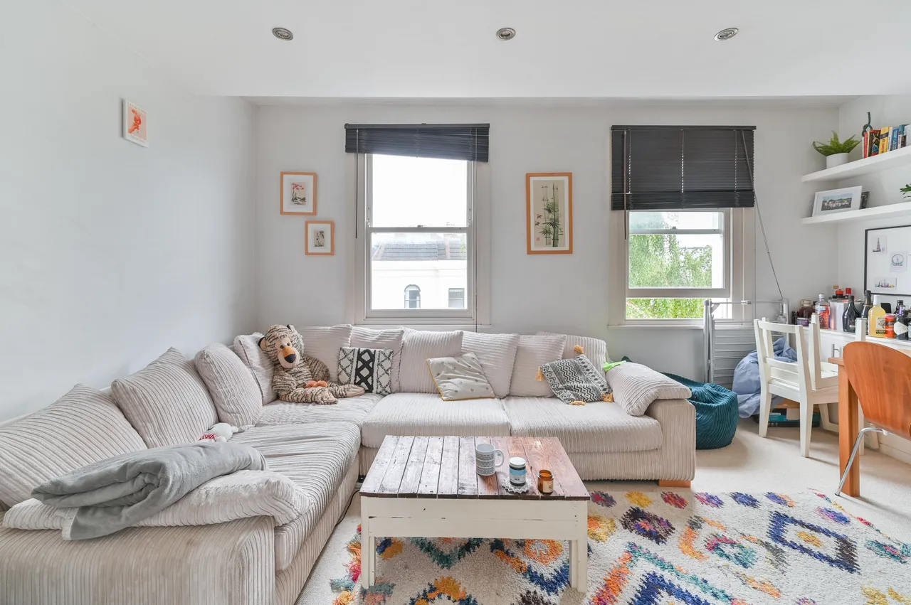 58c Copleston Road, London, photo 2