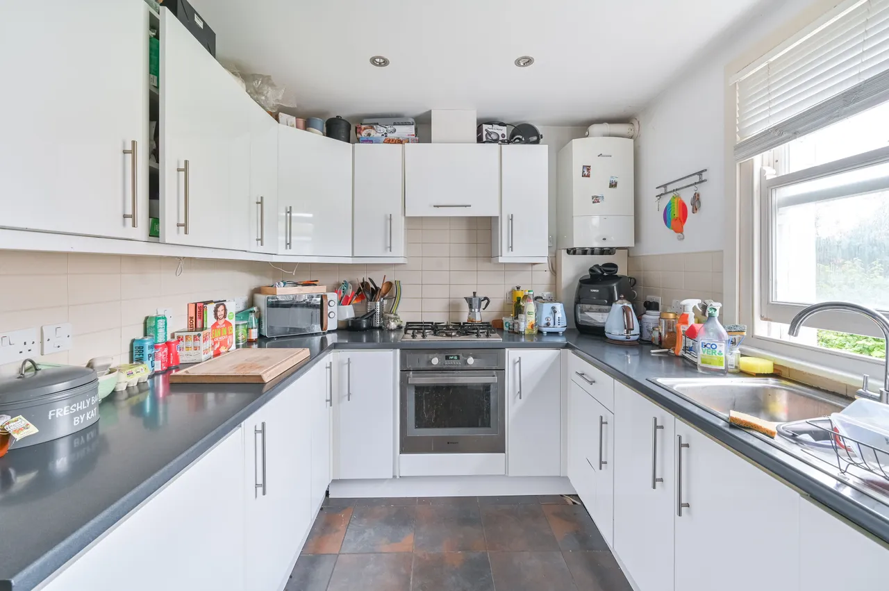 58c Copleston Road, London, photo 3