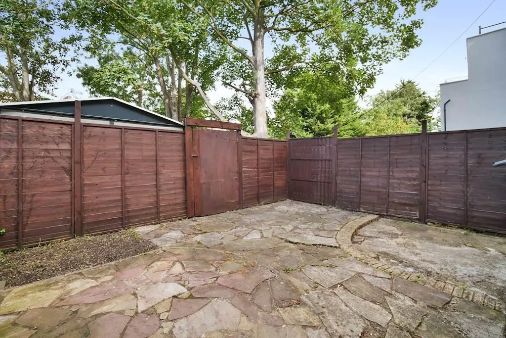 Selhurst Road, South Norwood, SE25, photo 3