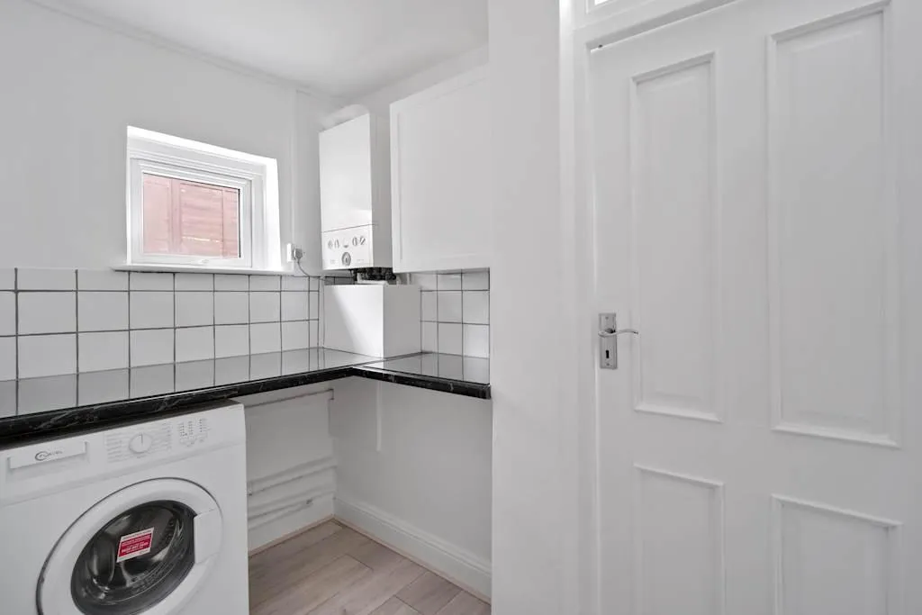 Selhurst Road, South Norwood, SE25, photo 12