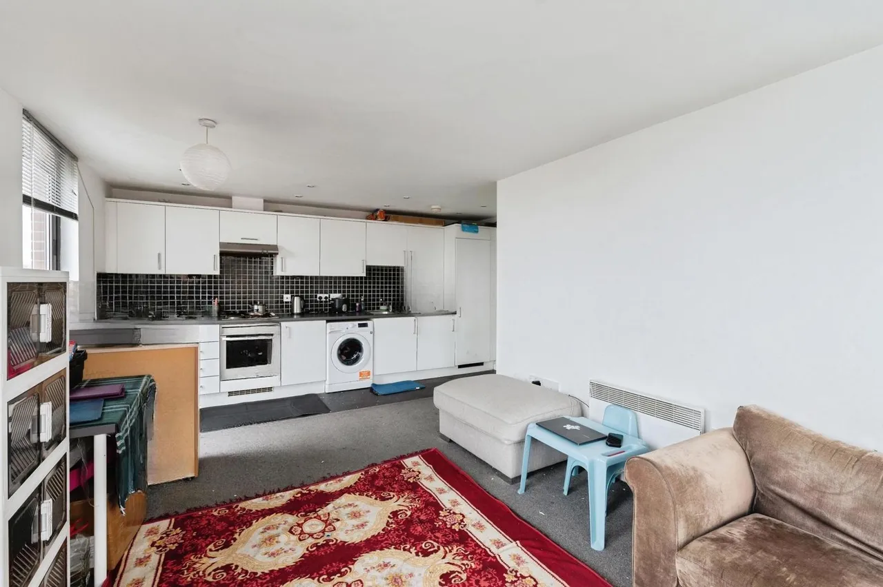 Southchurch Road, Southend-on-Sea, Essex, SS1, photo 13