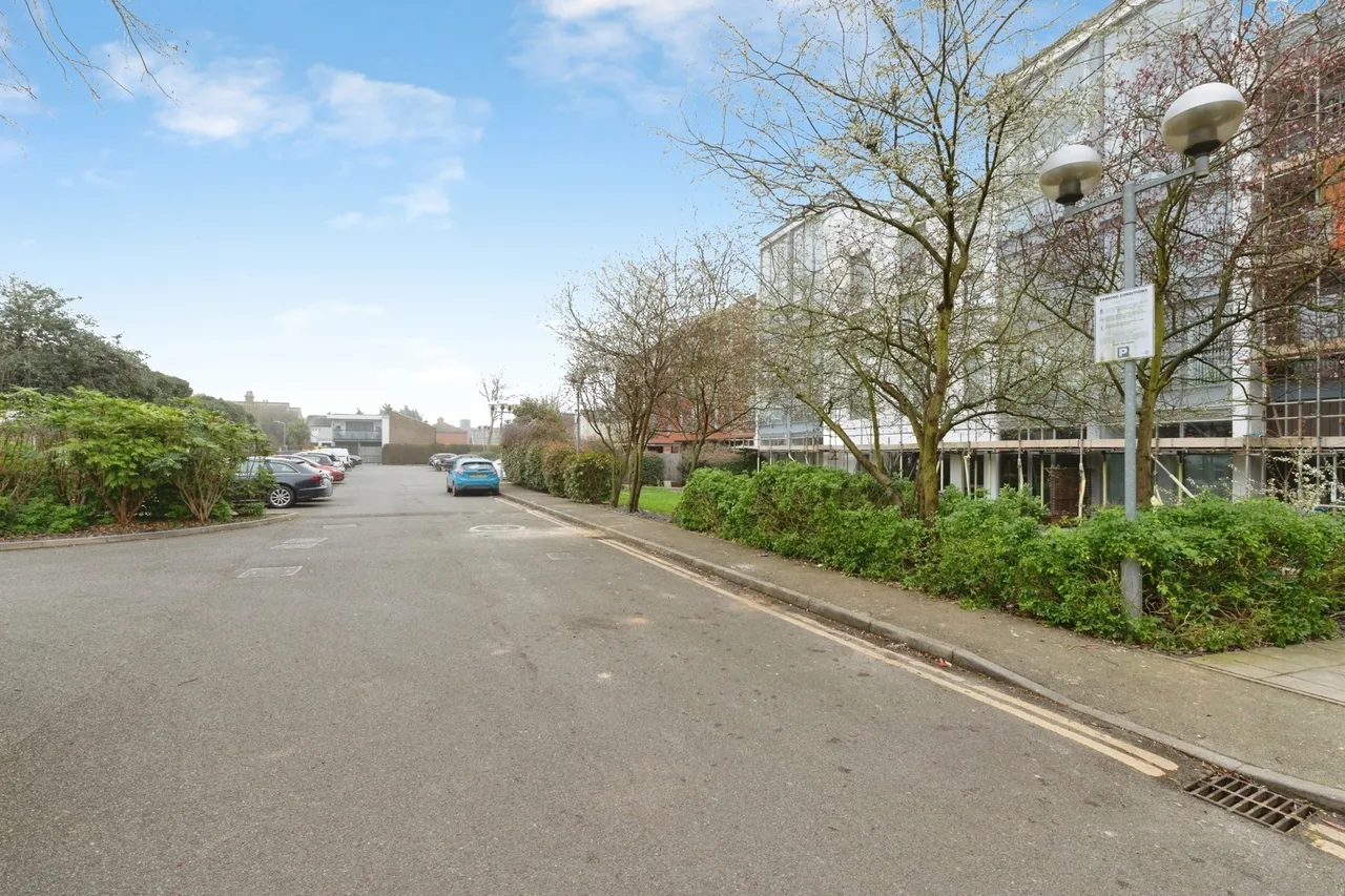 Southchurch Road, Southend-on-Sea, Essex, SS1, photo 14