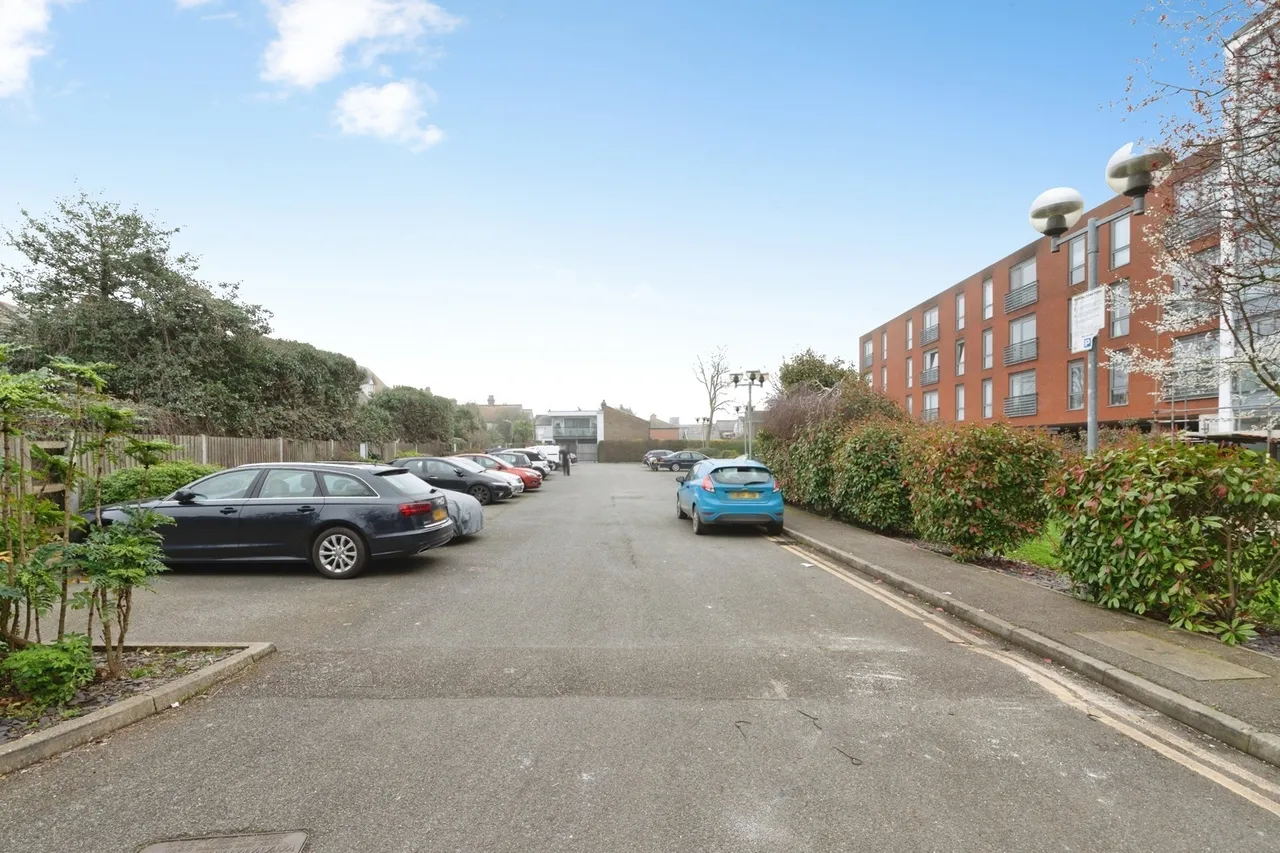 Southchurch Road, Southend-on-Sea, Essex, SS1, photo 15