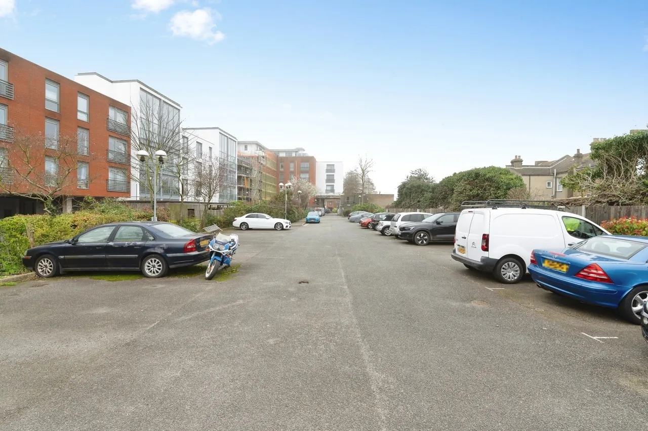 Southchurch Road, Southend-on-Sea, Essex, SS1, photo 16