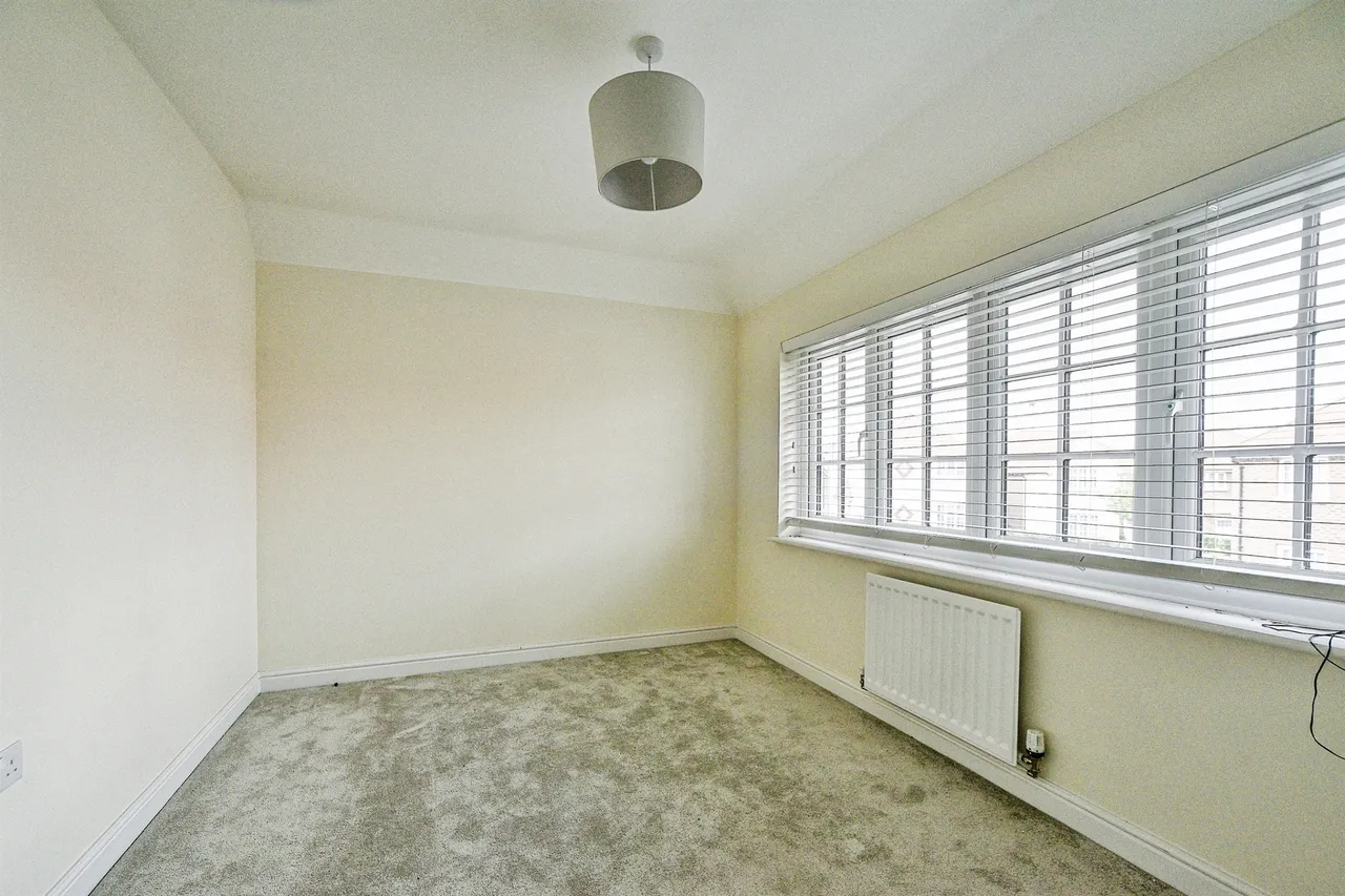Crofton Road, Coate, SN3, photo 16