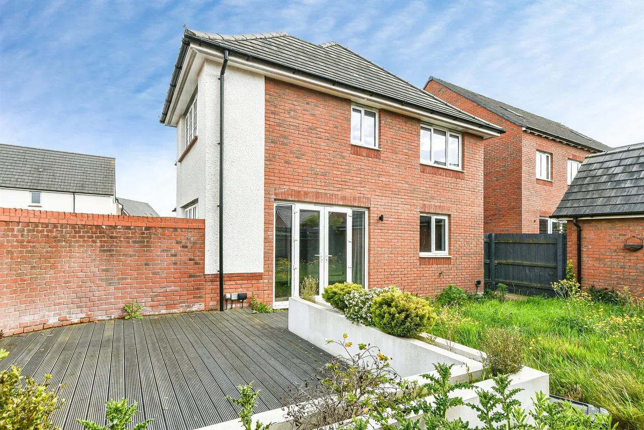 Crofton Road, Coate, SN3, photo 17