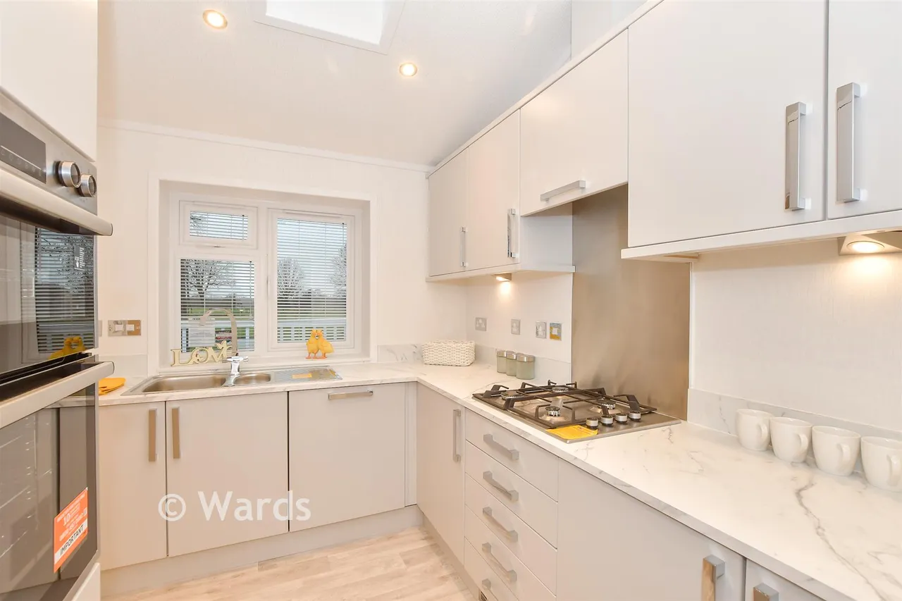 Meadow Gardens, Biddenden, TN27, photo 3