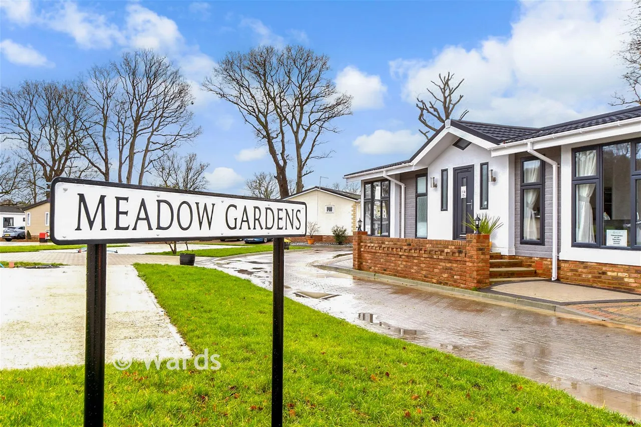 Meadow Gardens, Biddenden, TN27, photo 16