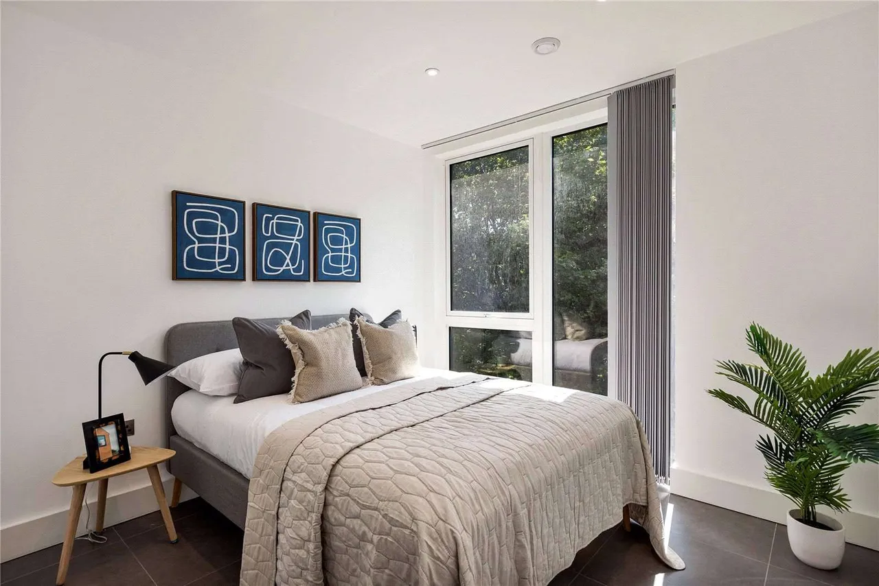Monier Road, London, E3, photo 10