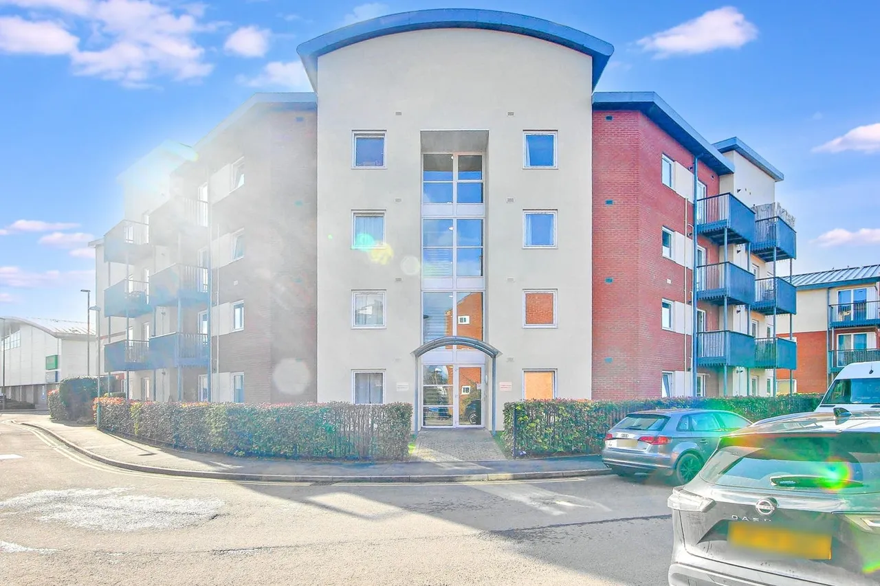 Longhorn Avenue, Gloucester, GL1, photo 9