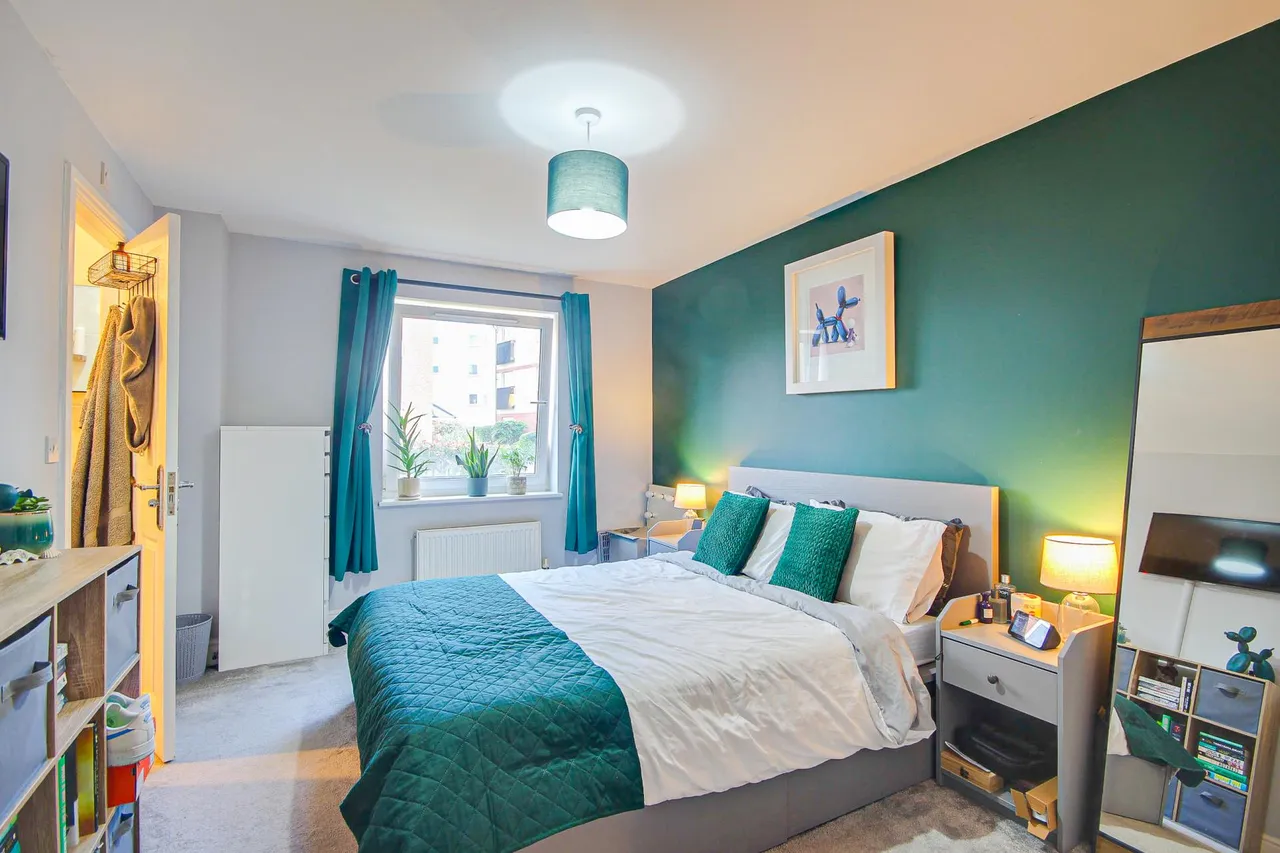 Longhorn Avenue, Gloucester, GL1, photo 2