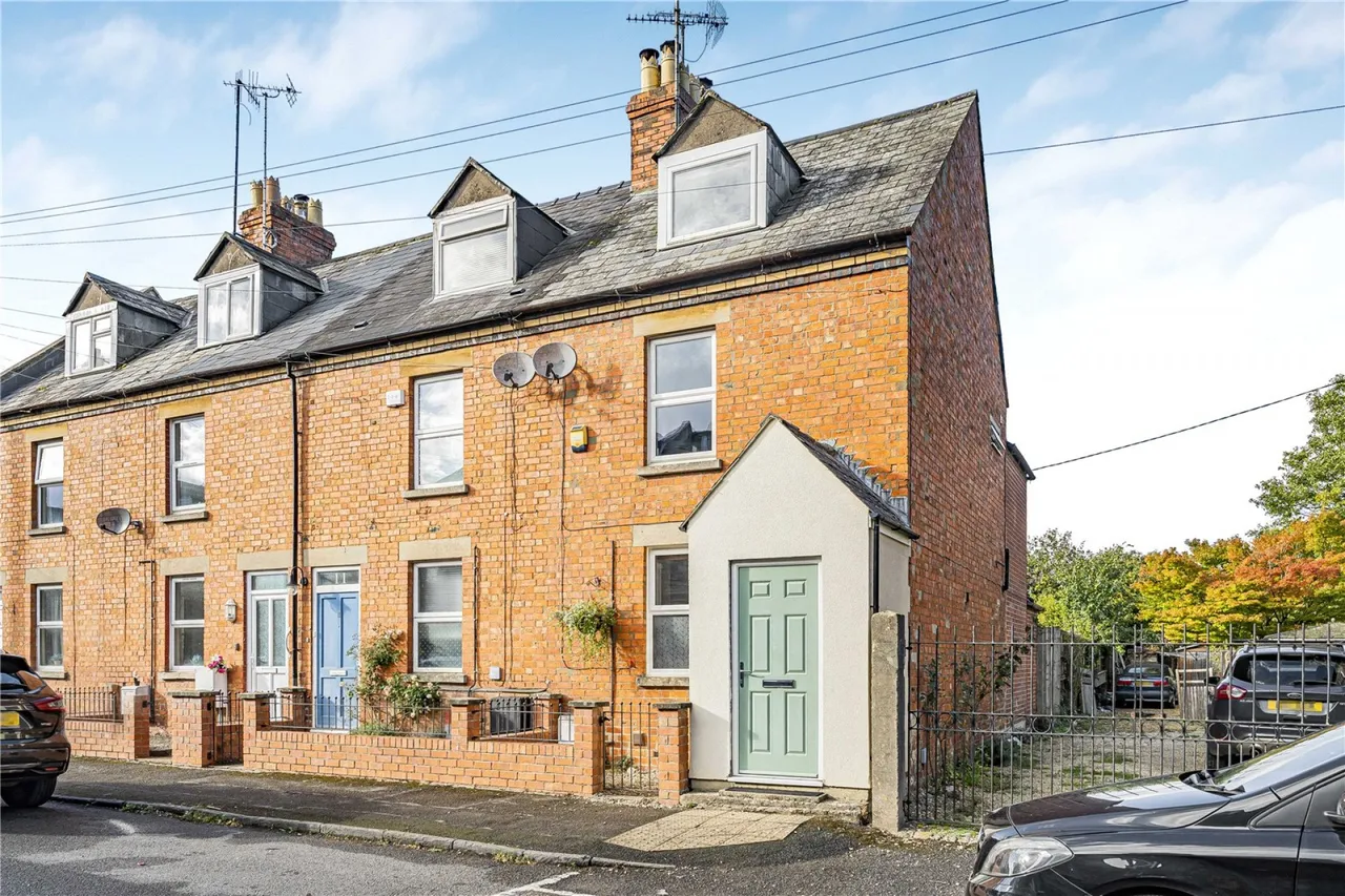 3 bed house for sale, Prospect Place, Cirencester, GL7