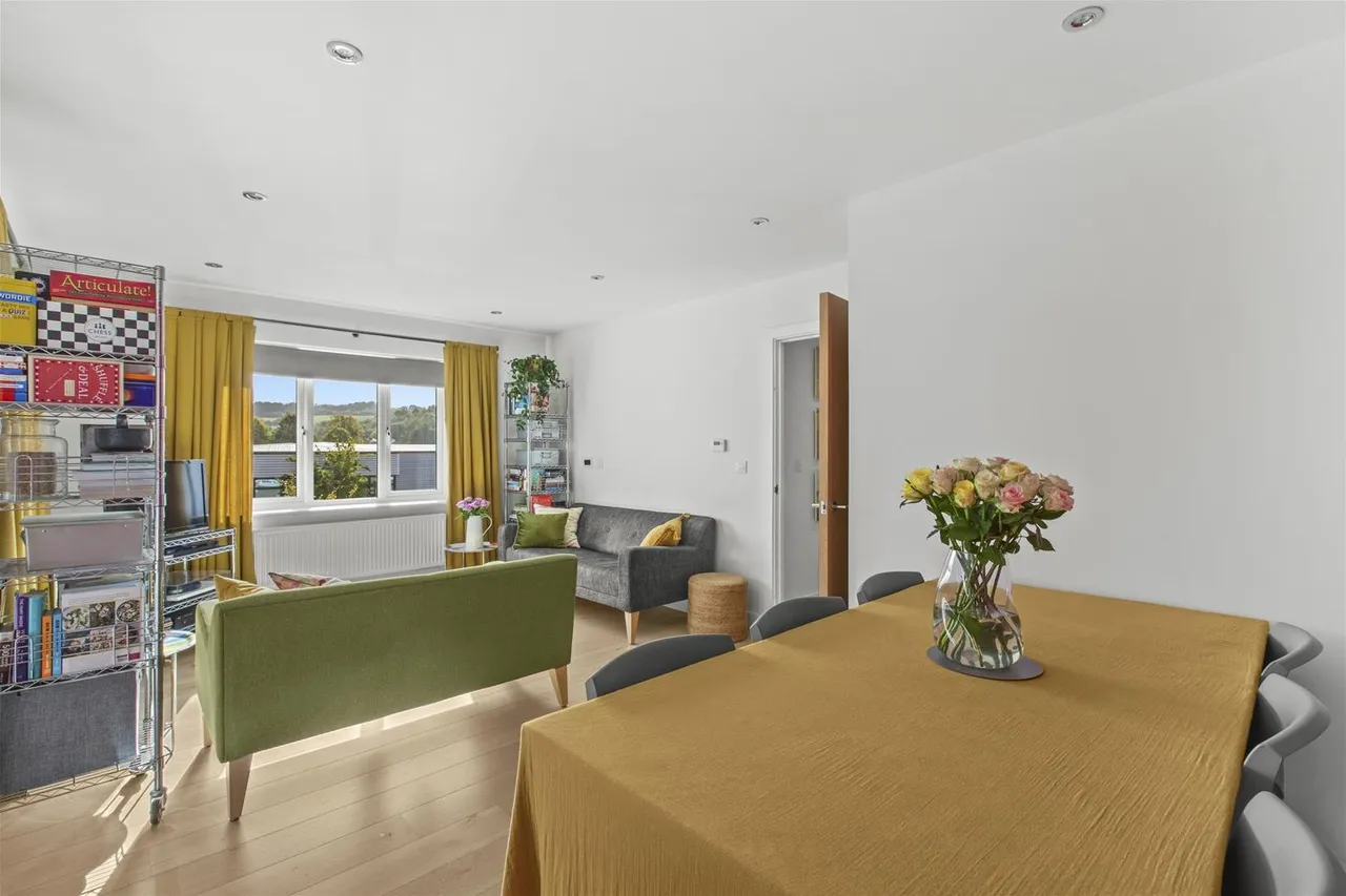 Chequers Avenue, High Wycombe, HP11, photo 8