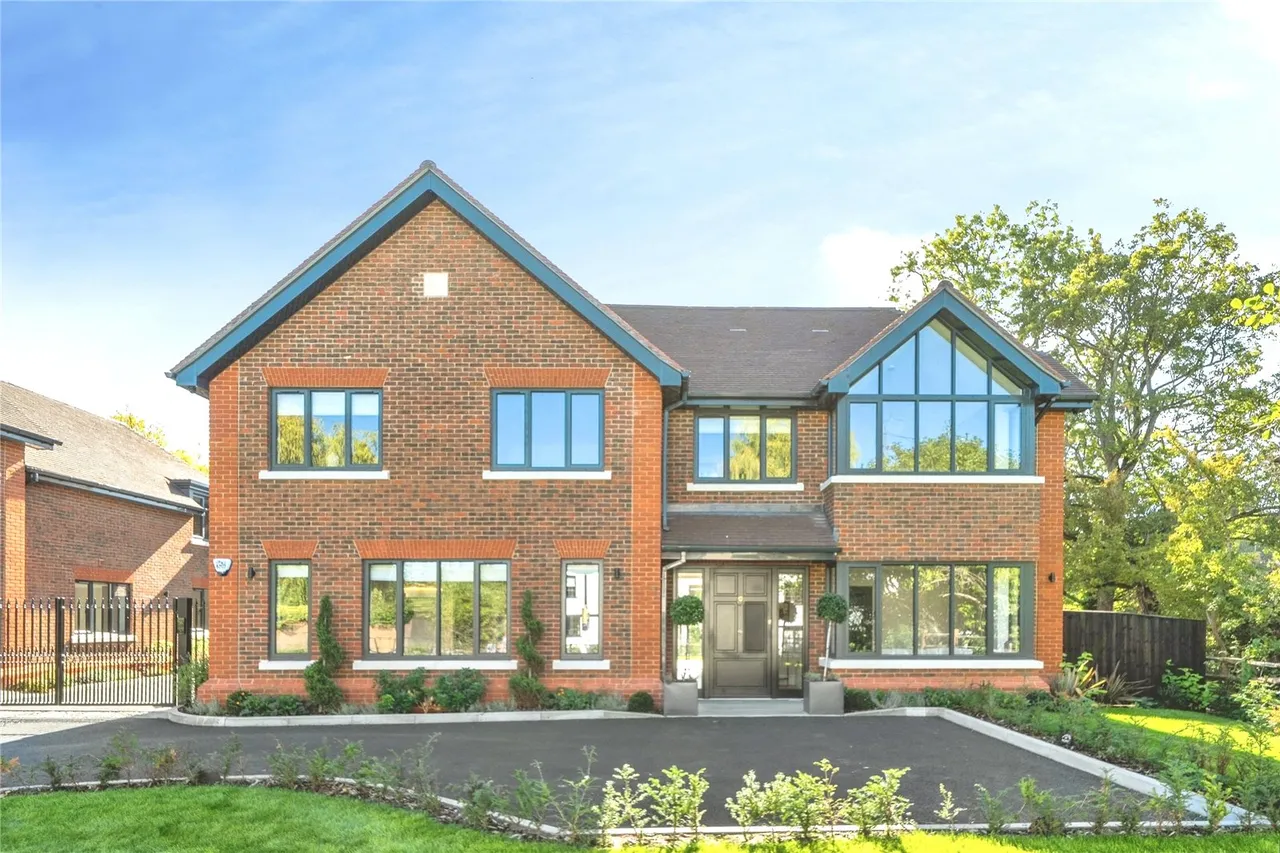 5 bed house for sale, Mill Lane, HP8