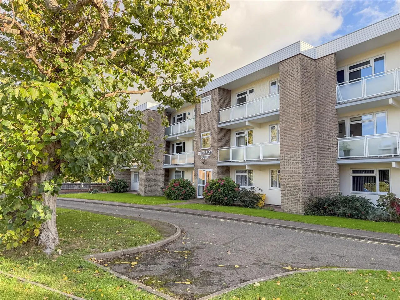 2 bed flat to rent, Collington Lane East, Bexhill-On-Sea, TN39