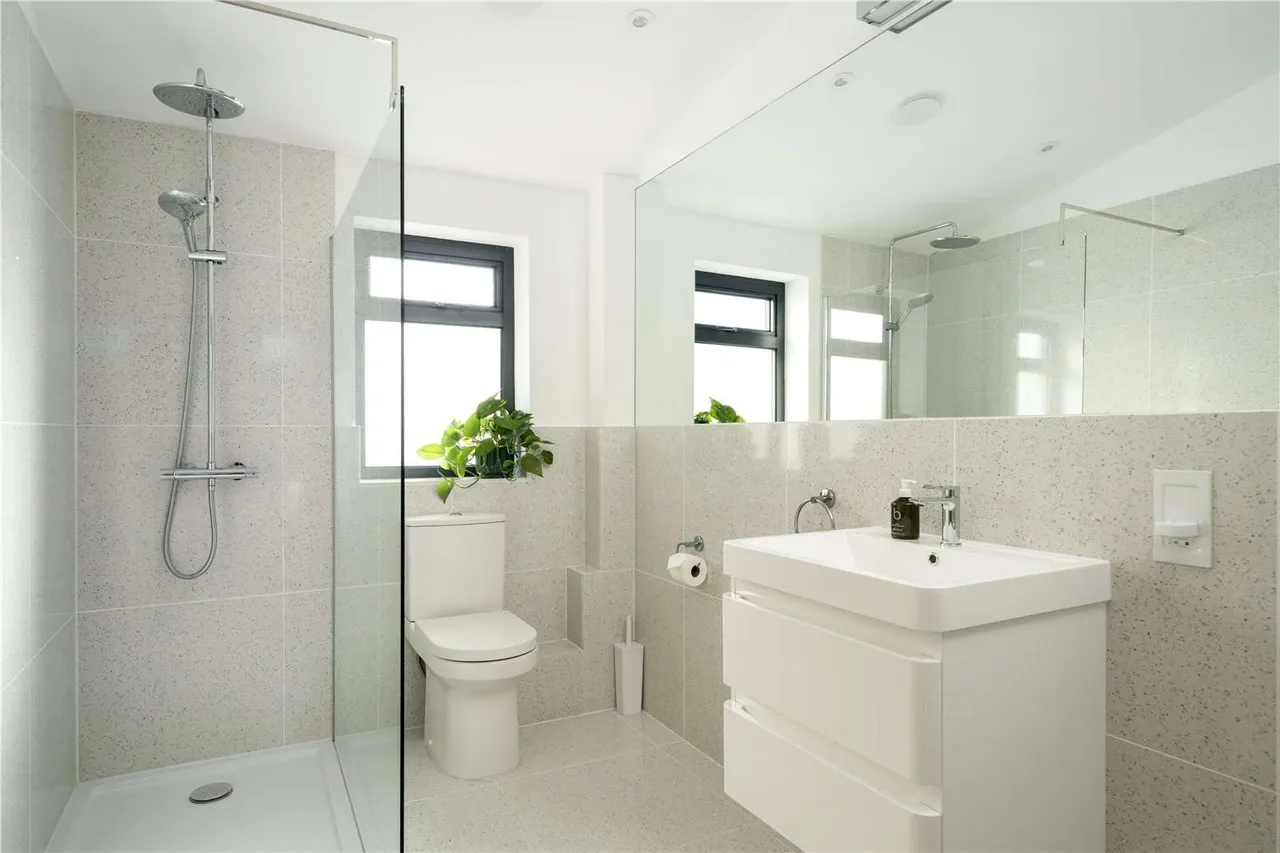 The Fairway, New Malden, KT3, photo 19