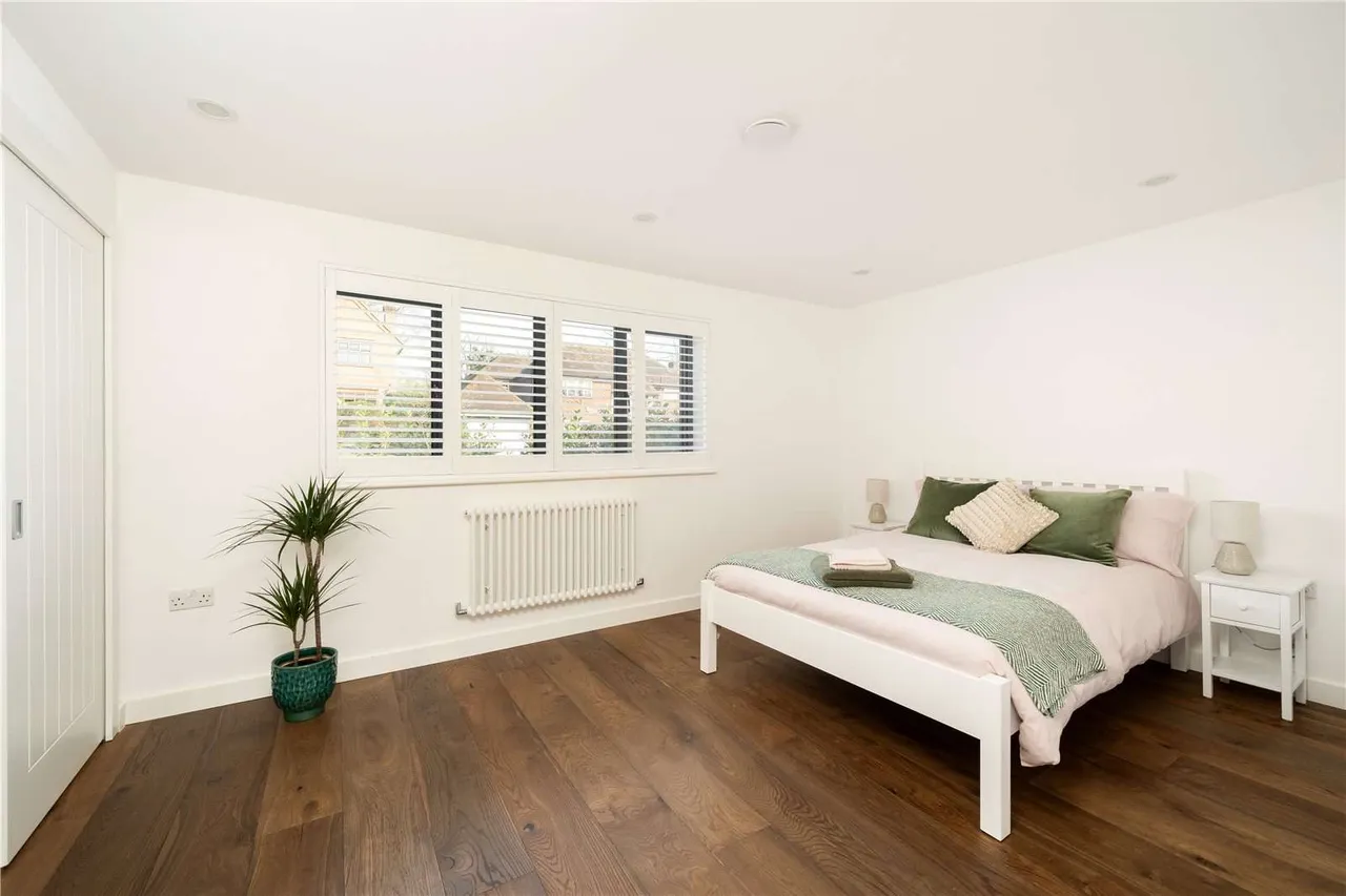The Fairway, New Malden, KT3, photo 12