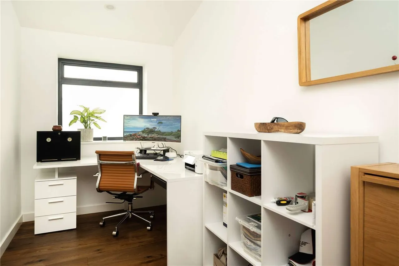The Fairway, New Malden, KT3, photo 11