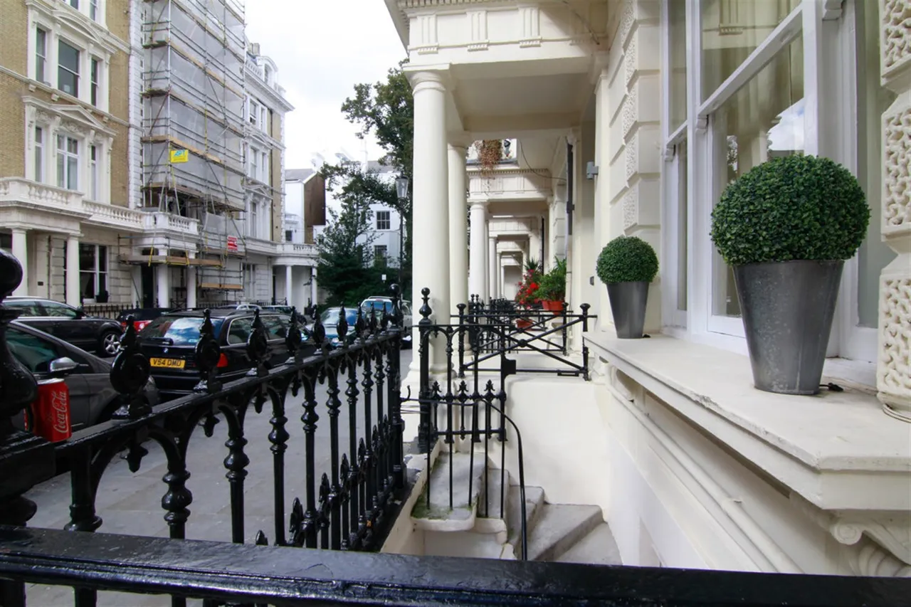London, W2, photo 11
