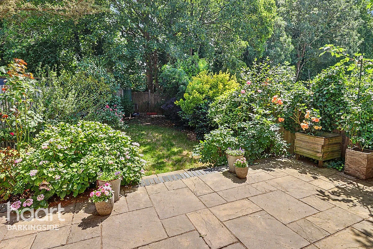 Warren Road, Barkingside, IG6, photo 19