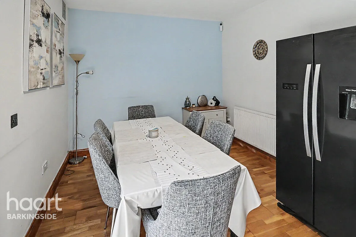 Warren Road, Barkingside, IG6, photo 7
