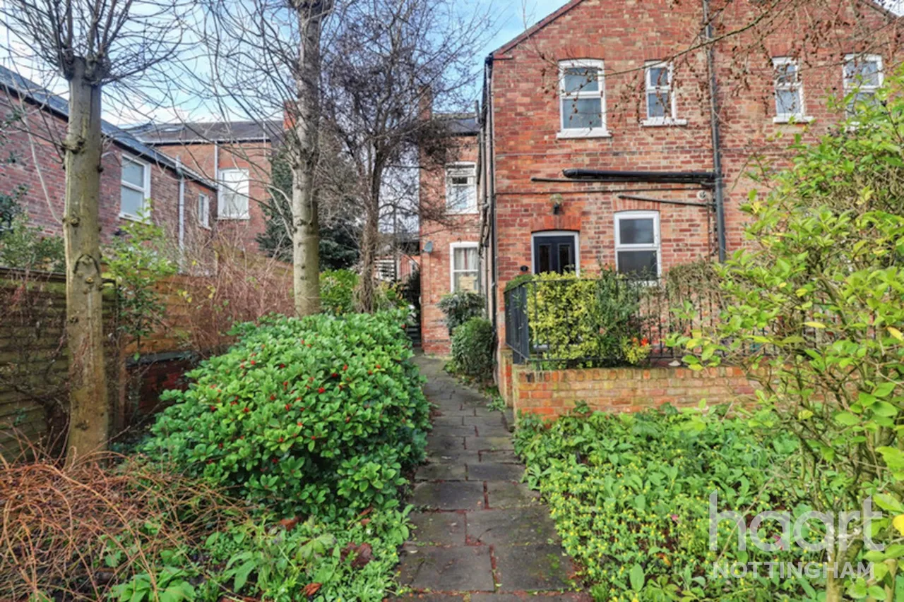 Henry Road, West Bridgford, NG2, photo 12