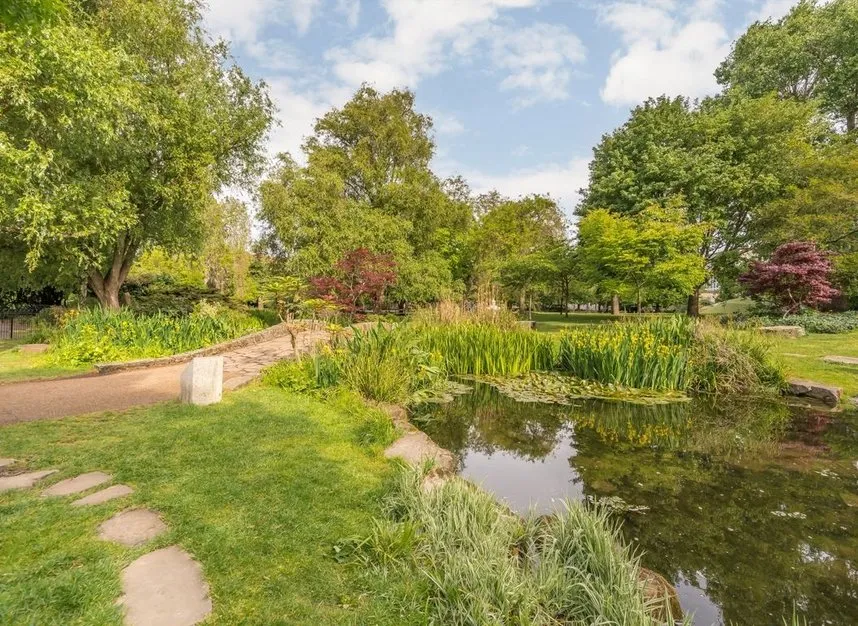 Wood Crescent, Shepherds Bush, W12, photo 9