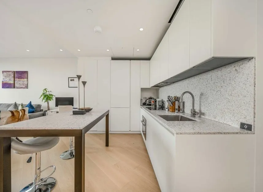 Wood Crescent, Shepherds Bush, W12, photo 6
