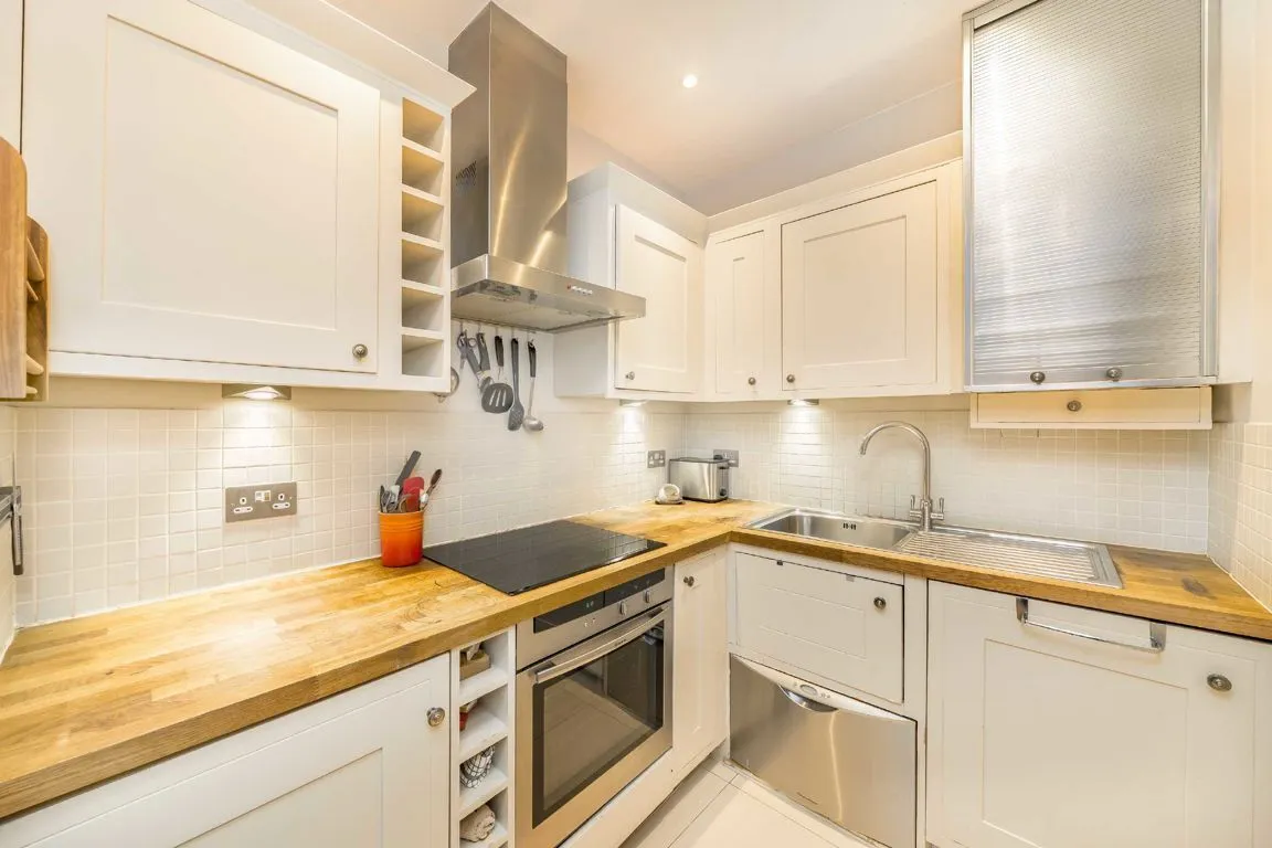 St. Margarets Road, TW1, photo 4